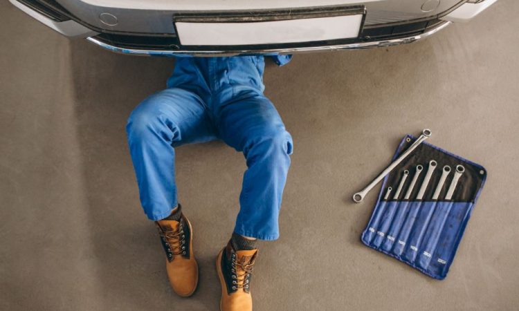 smooth-rolling car jack